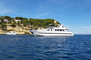 yacht charter mallorca puerto portals