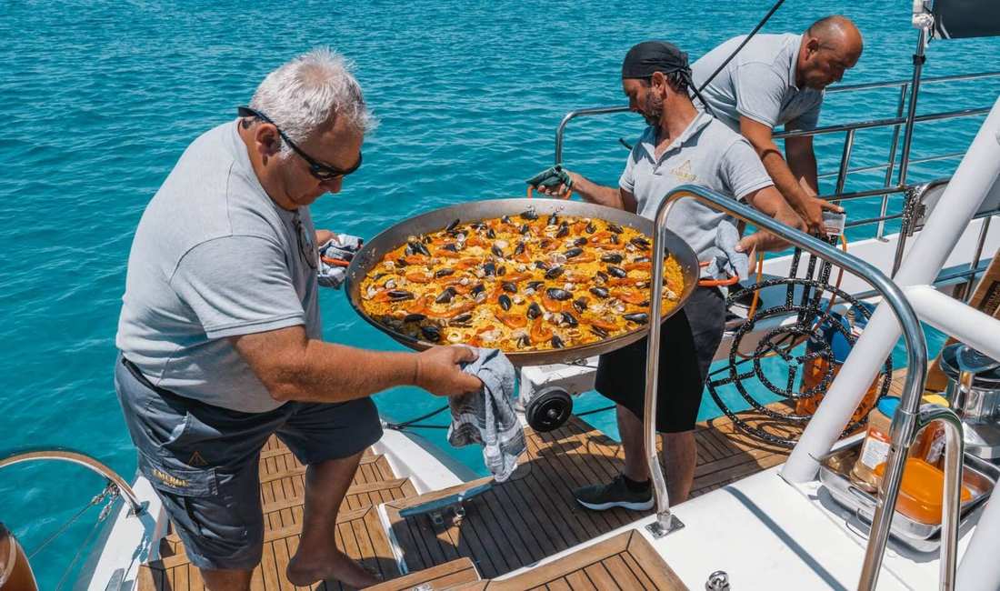 yacht catering mallorca