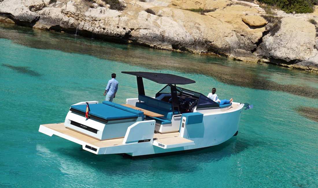 Ibiza motor boat charter