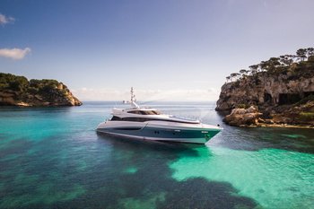 luxury yacht group mallorca