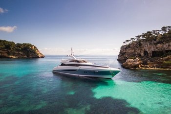 luxury yacht in mallorca