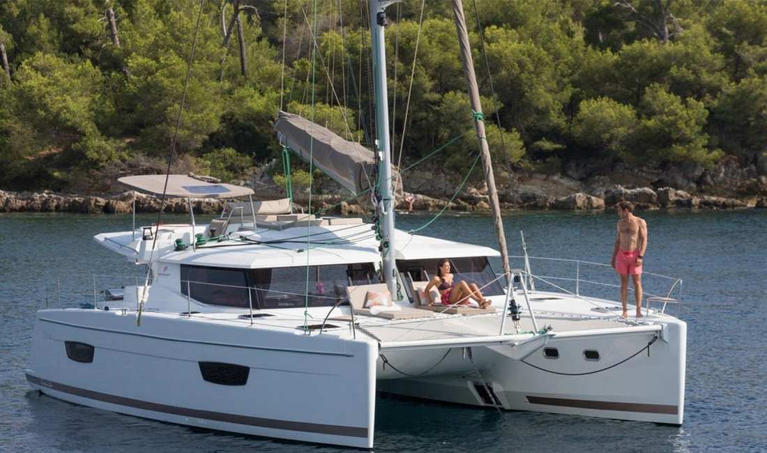 Rent catamaran for day charter mallorca