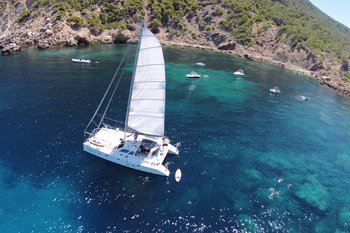 catamaran rent mallorca